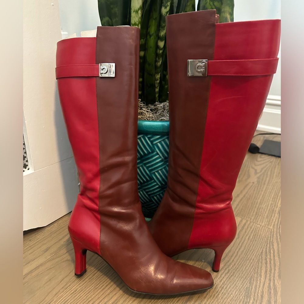 Salvatore Ferragamo Leather Boots - size 8